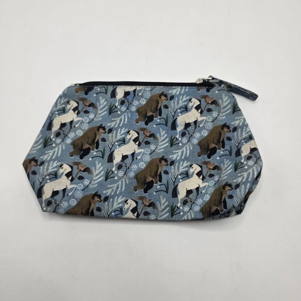 Illumicrate The Bear and the Nightingale Mini Bag Winternight Trilogy Pouch Blue